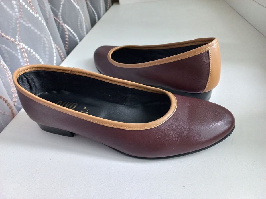 Riva,Италия,кожа