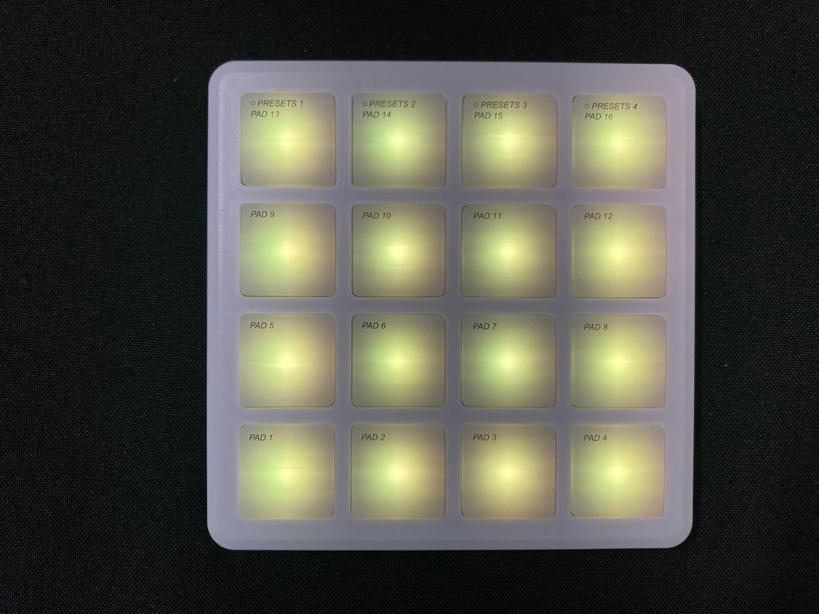 M-VAVE SMC-PAD Pocket Bluetooth MIDI DAW DJ контроллер (Korg nanoPAD)