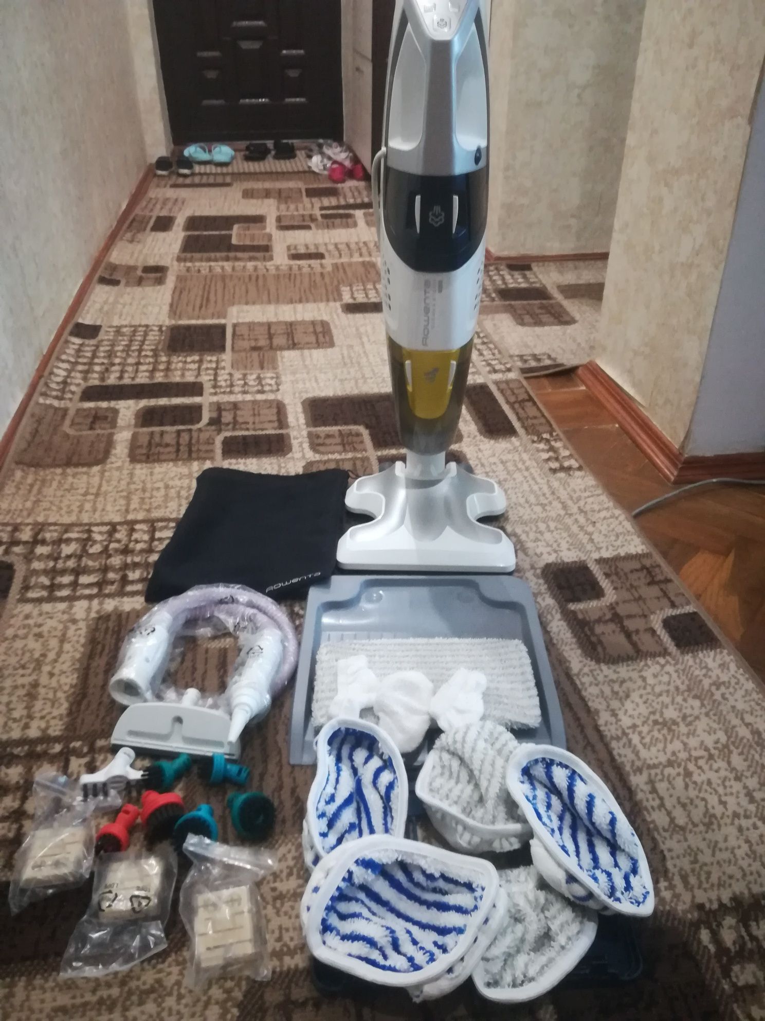 Пилосос ручний для дому Rowenta RY856WH.