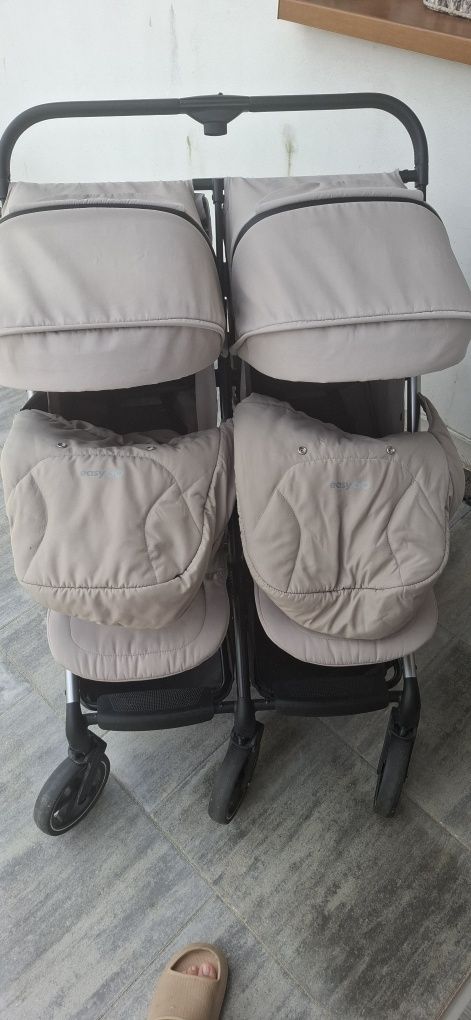 Easy go lekkie wózek spacerowy ROK PO ROKU plus akcesoria