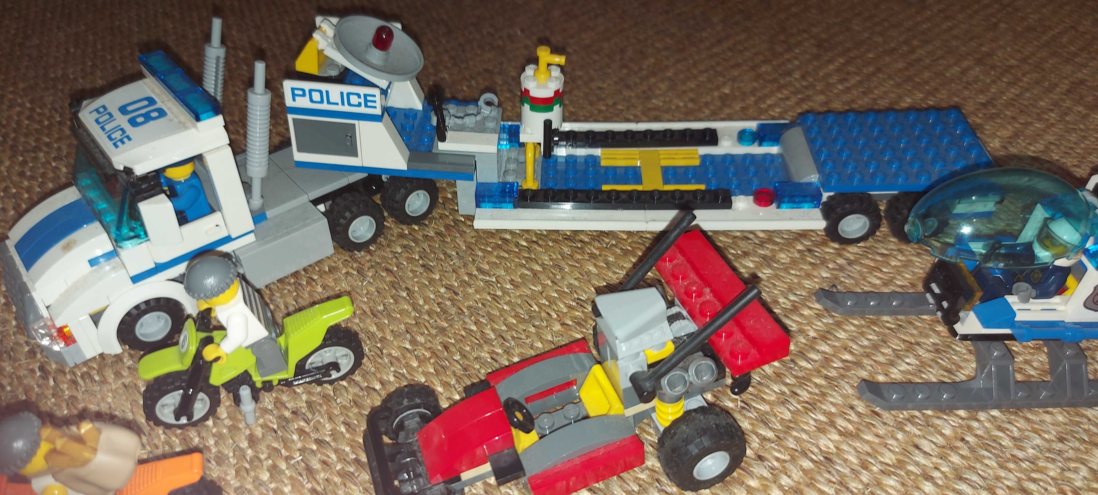 LEGO City - Transporte de Helicóptero da Polícia +5anos