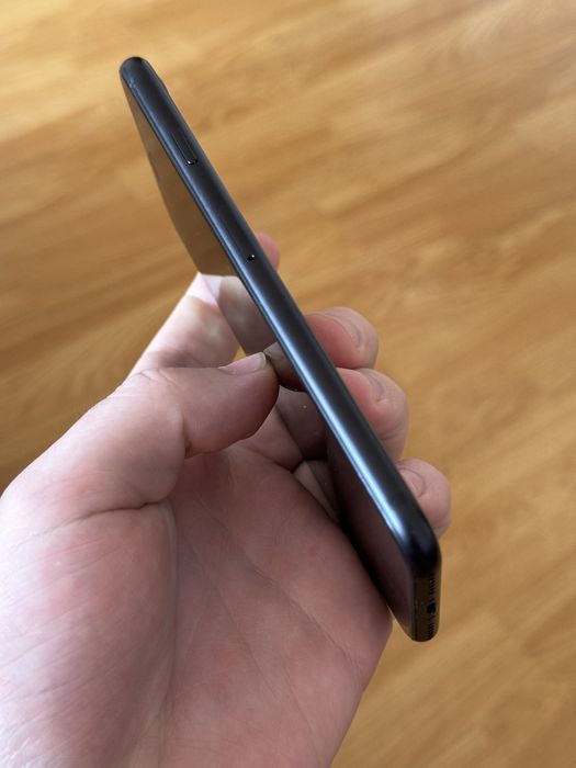 iPhone SE 2022 (SE3) 64Gb Neverlock