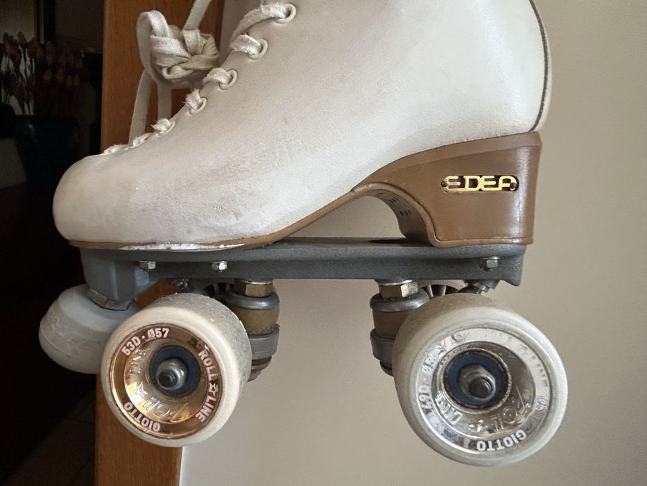 Patins para venda - tamanho 240