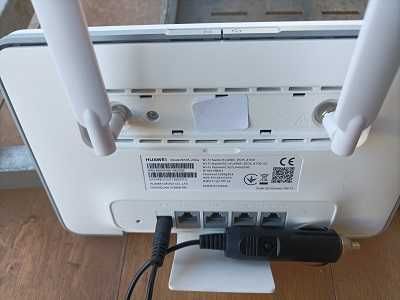 Huawei B535-232 desbloqueado no carro  + cabo isqueiro 12V + 2 antenas