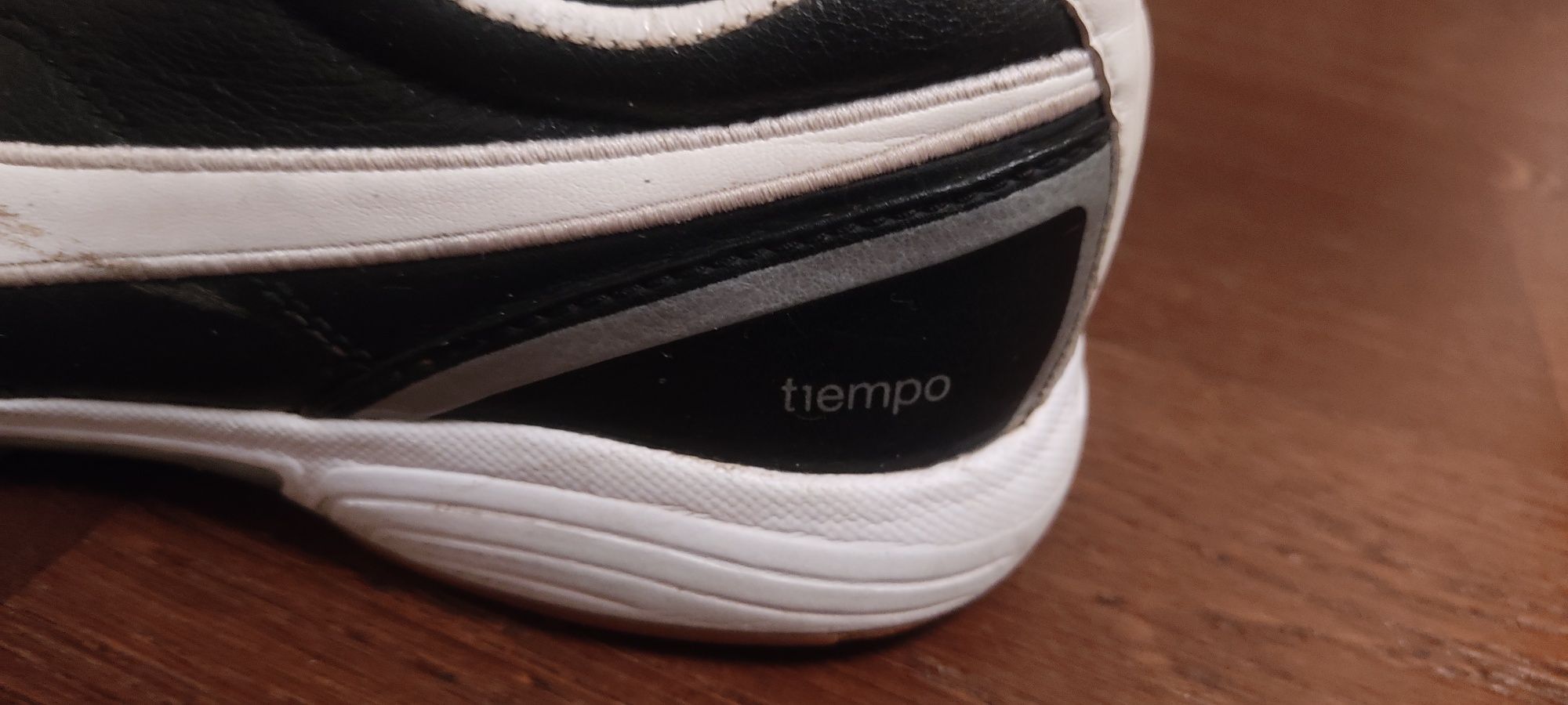 Кросівки футзалки Nike Tiempo original 39