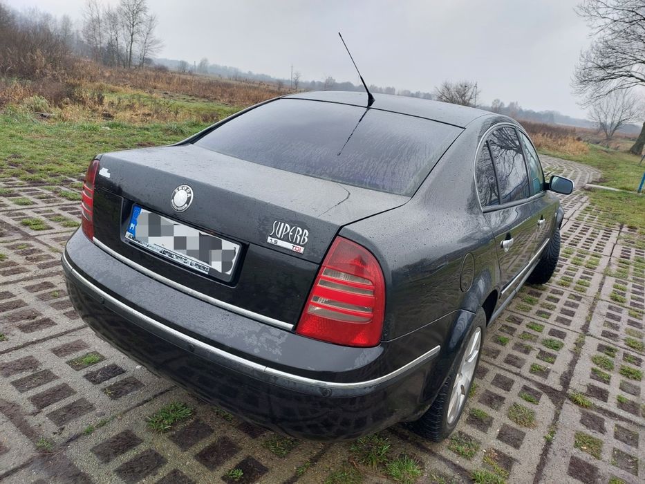 Superb 1.9 TDI 130hp AWX dobry stan Długie opłaty.