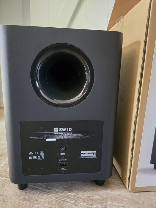 Subwoofer JBL SW 10 Novo