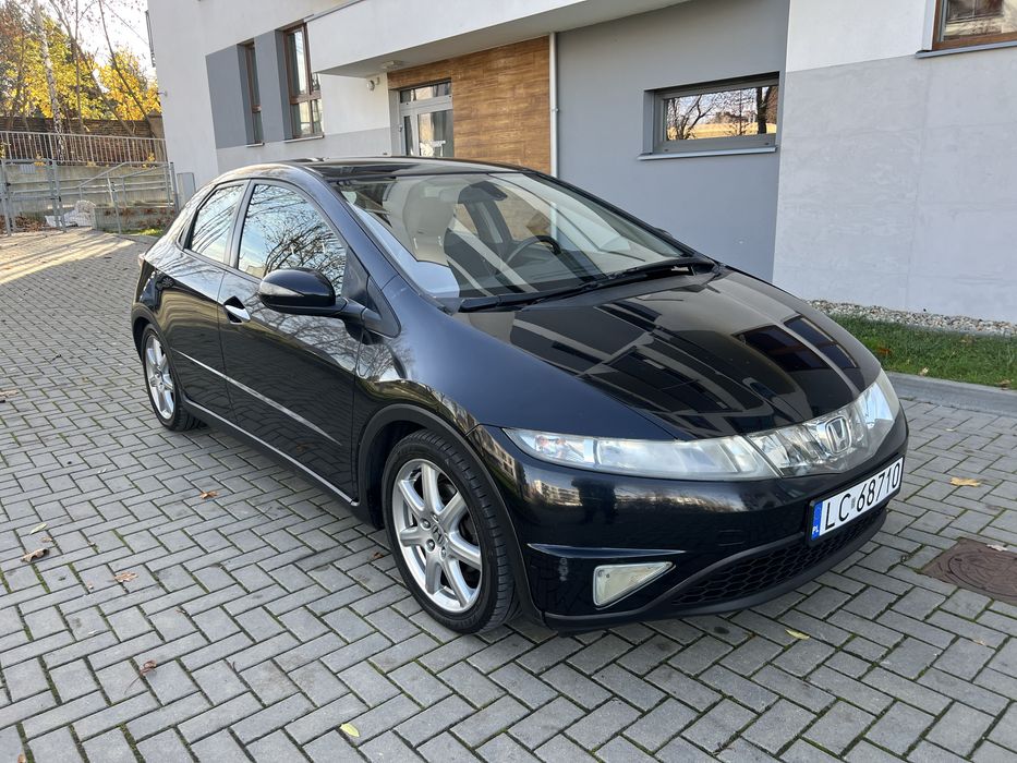 Honda Civic 8 ufo 1.8 benzyna + lpg