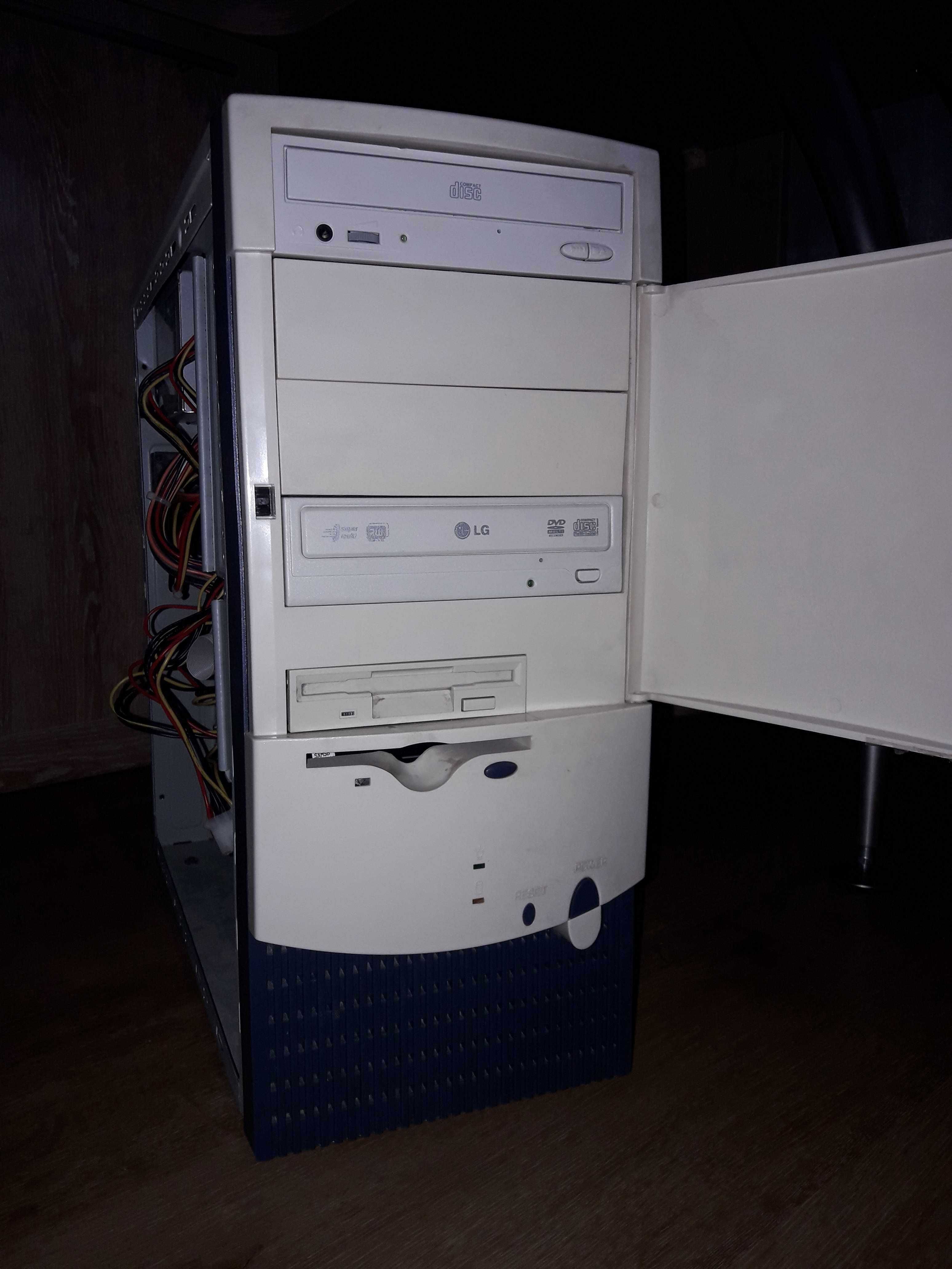 Продам компьютер   на базе intel Pentium 4 2,6 ГГц