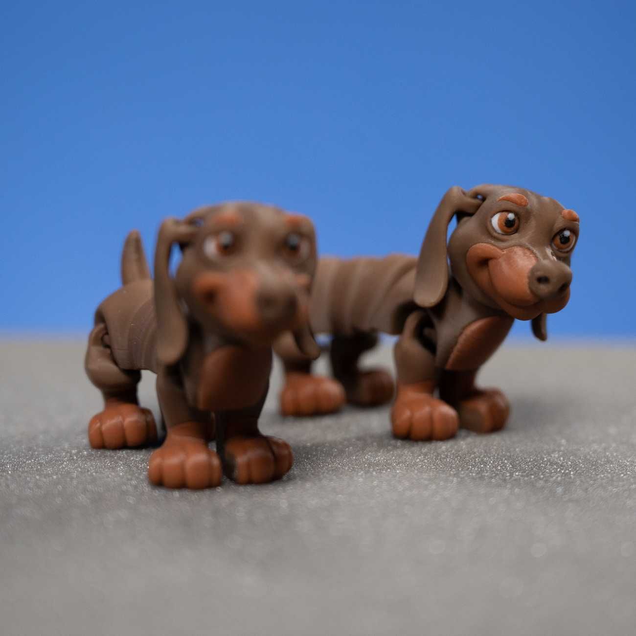 Jamnik brązowy figurka 3D - wydruk, ok. 7,7 cm