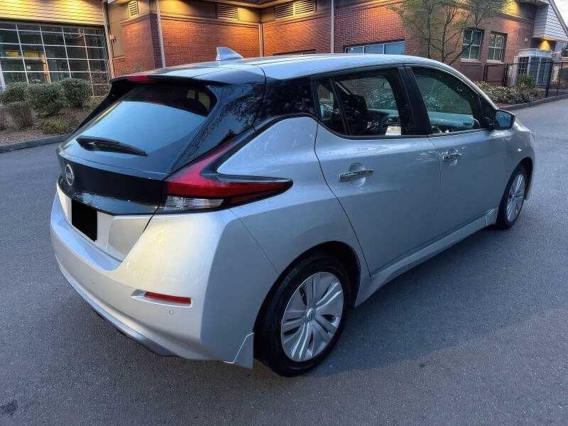 2023 Nissan LEAF S