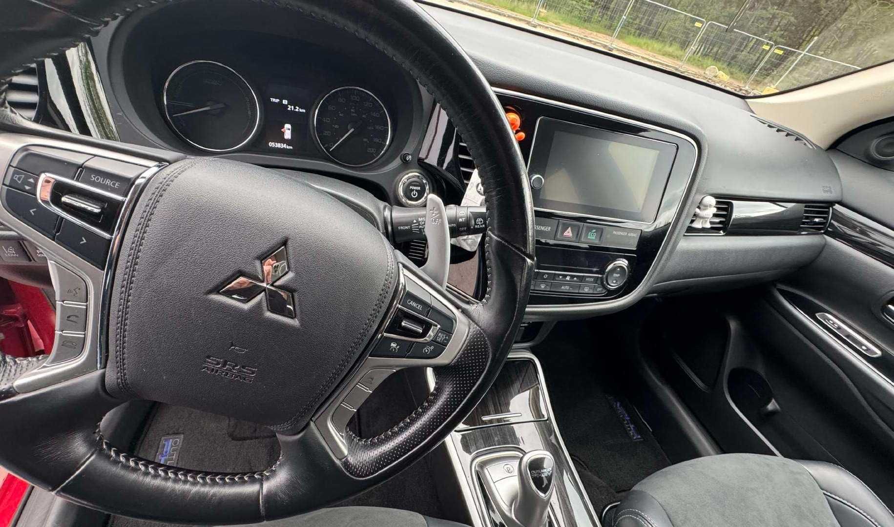 Mitsubishi Outlander PHEV 2018 2.0 hybrid