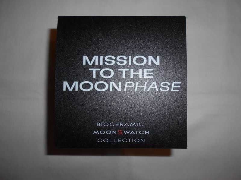 Swatch x Omega Bioceramic Moonswatch Mission To Moonphase Snoopy Black