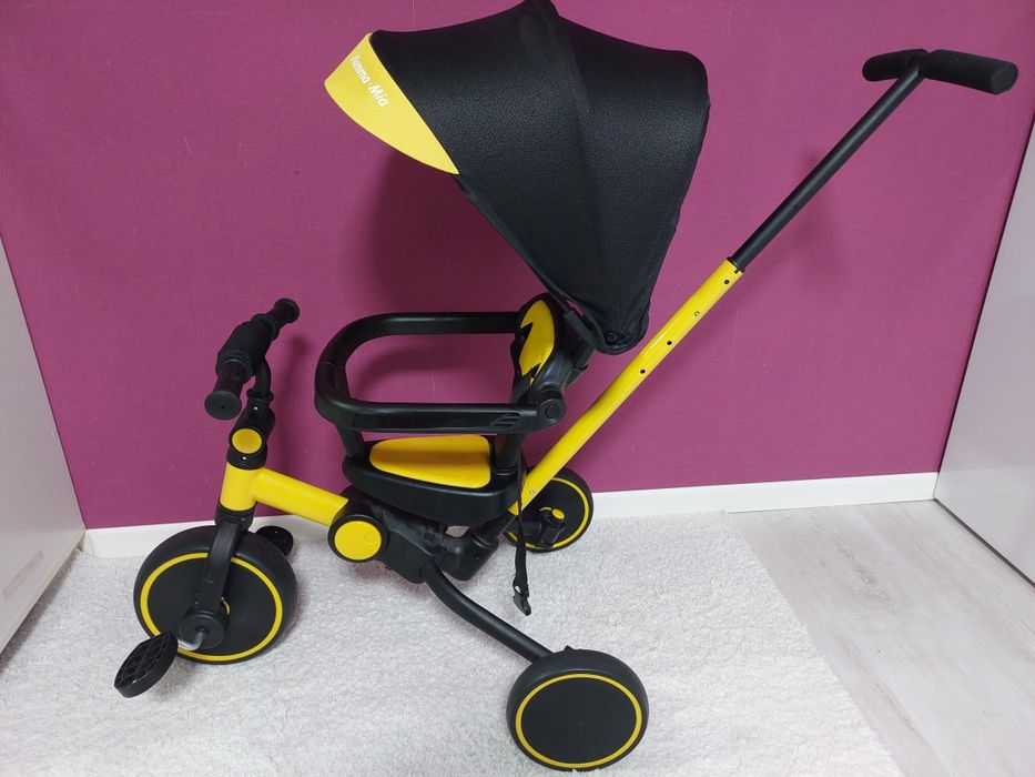 Велосипед-беговел с родительской ручкой и козырьки Mamma Mia 3в1