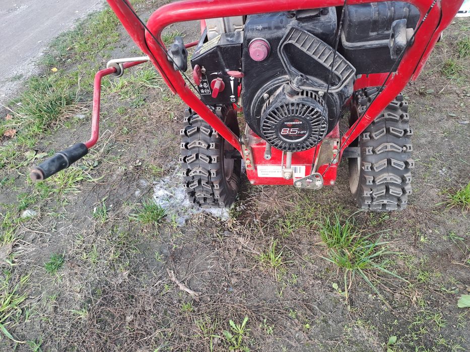 Odśnieżarka storm troy bilt