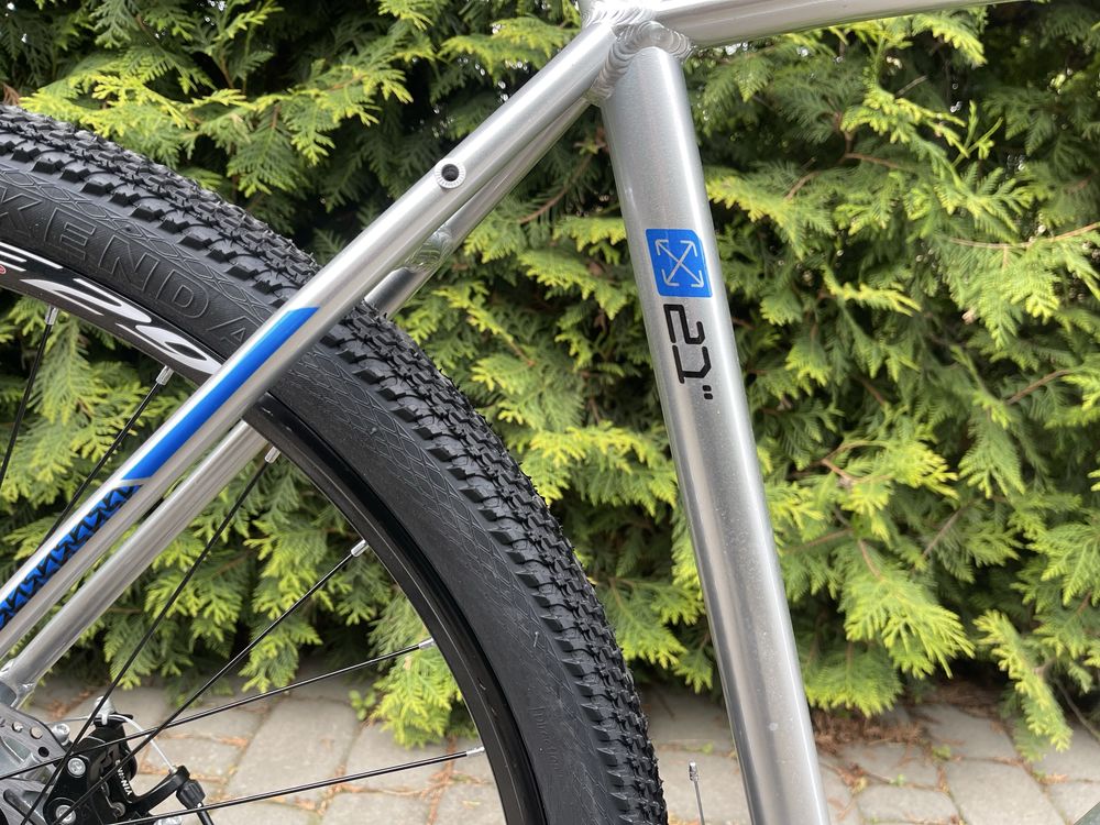 Велосипед Formula ZEPHYR 3.0 DD рама 19/21 алюмінієвий