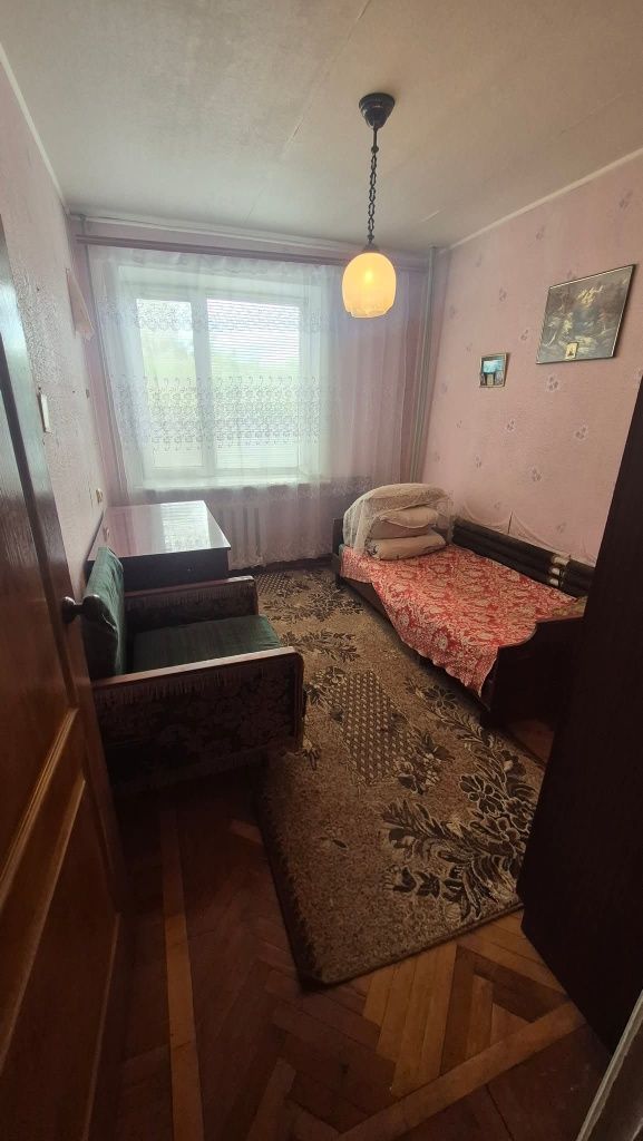 Продам 3-х кімнатну квартиру,р-н Залізничного Вокзалу