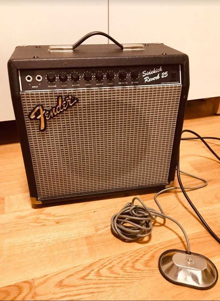 Комбо Fender Sidekick 25 Reverb, Тайвань 1991 г, 25Вт, 1x10" С ПЕДАЛЬЮ