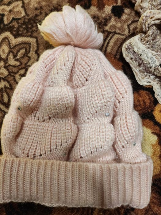 Czapka cyrkonie różowa  i szal