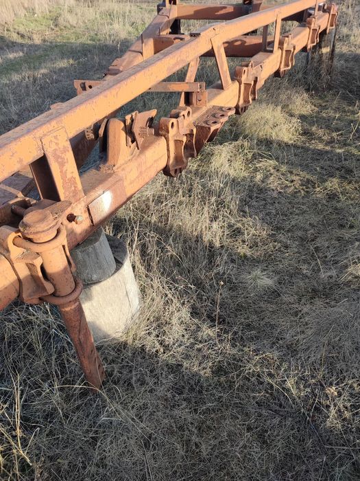 Плуг 8 ПЛН-8 Плуг ПТК-8 Круглые Стойки можно переделать под ПНБ 4 ПЛН3