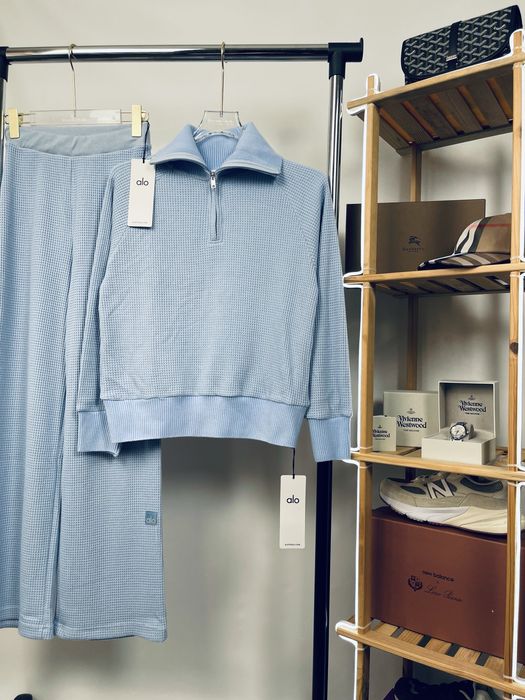 Жіночий Костюм Alo Yoga | Блакитний Костюм Ало Йога ( 2 кольори )