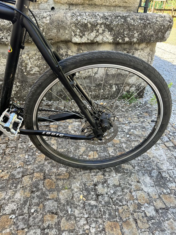 Bicicleta BTT como nova