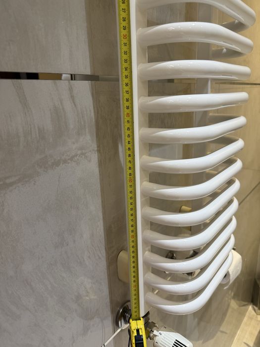 Grzejnik łazienkowy wiszący mam takie dwa do sprzedania