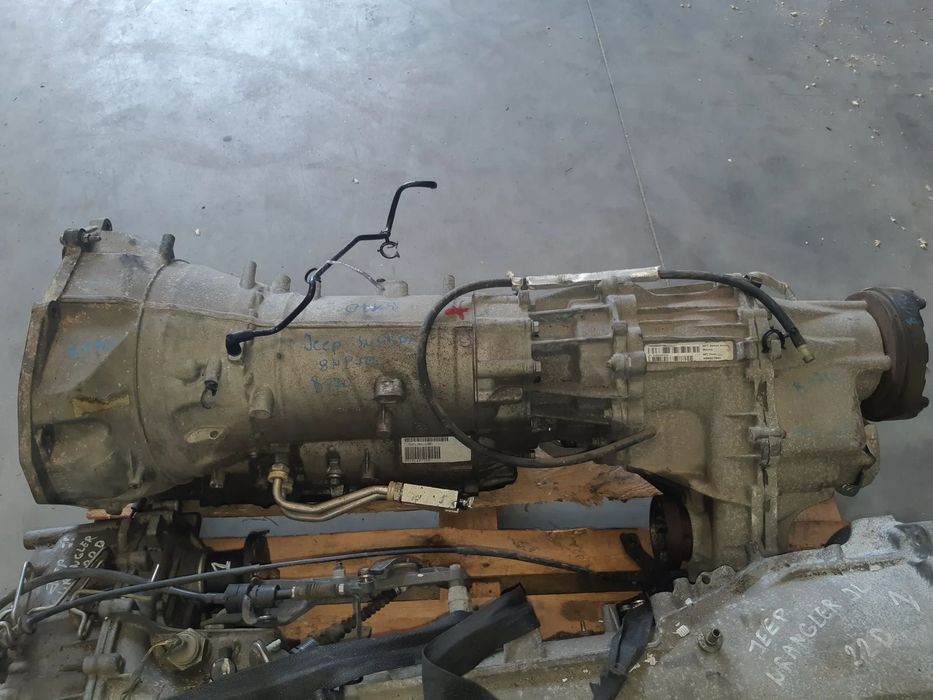 SKRZYNIA BIEGÓW JEEP GRAND CHEROKEE WK2 3.0 CRD P52853664AH P52854875AH 8HP-70