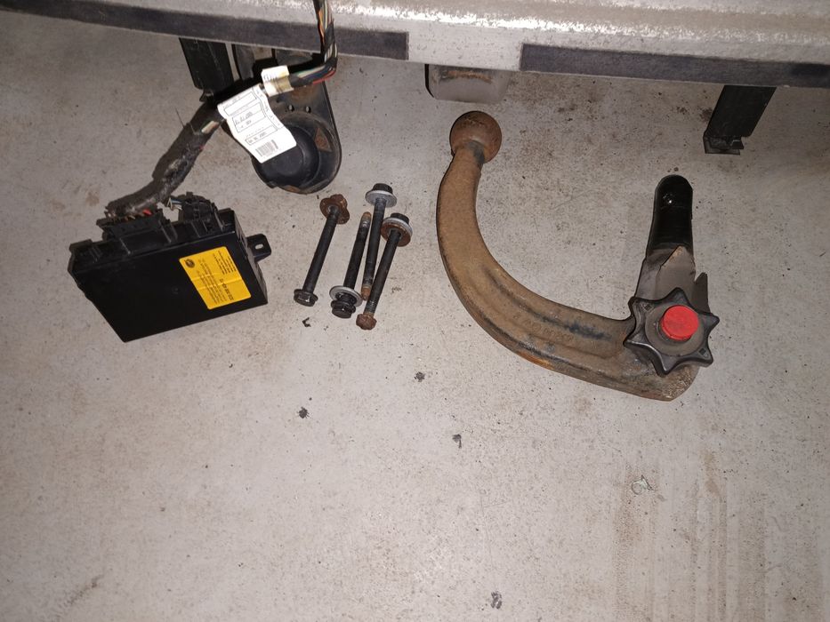 Hak Westfalia odpinany na kluczyk wiązka moduł Audi A4 B6 B7 części