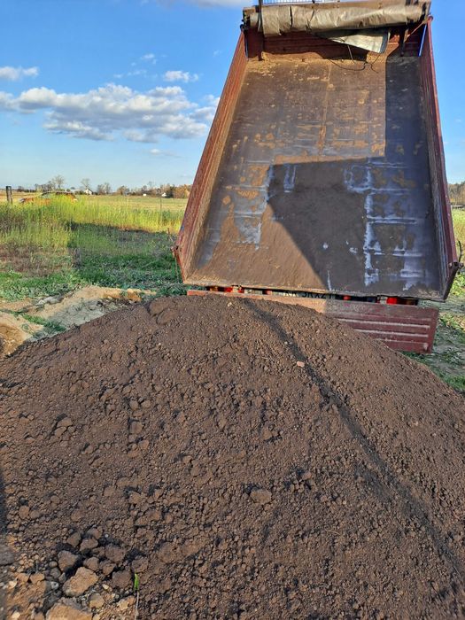 Ziemi ogrodowa przesiana [humus czarnoziem pod trawnik warzywa] 4 tony