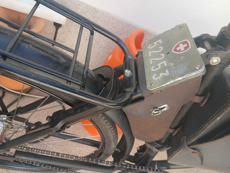 Bicicleta suica militar