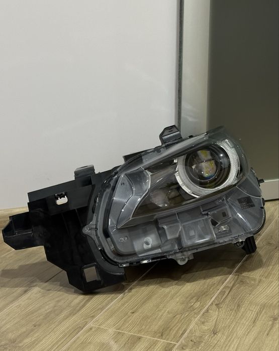 Фара від Mazda CX-9