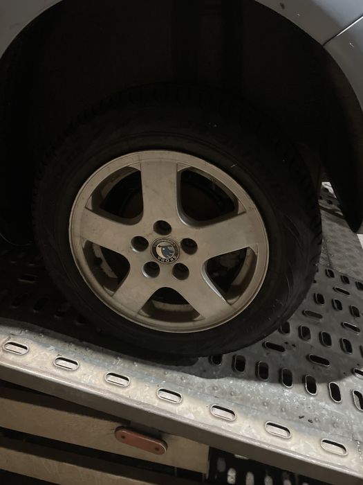 Разборка шкода фабия 1.4 бензин,1.2 бензин