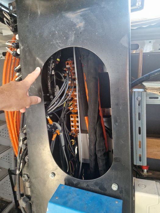 Renault master podnośnik koszowy zwyżka  2020 rok