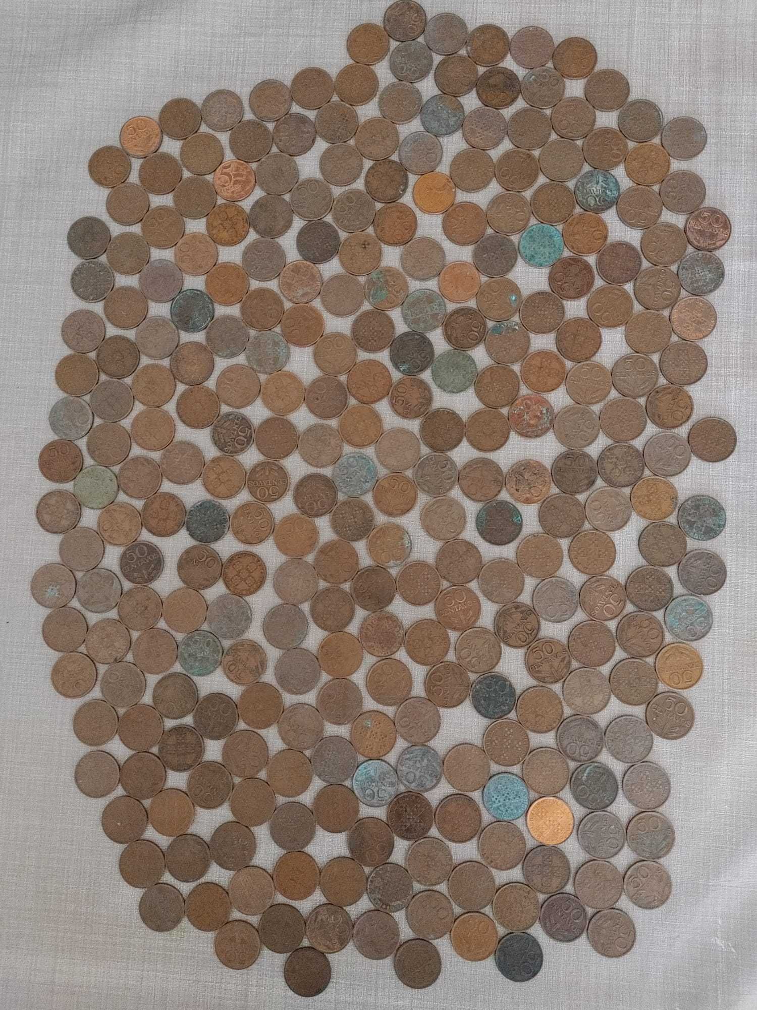 Moedas antigas de 50 centavos