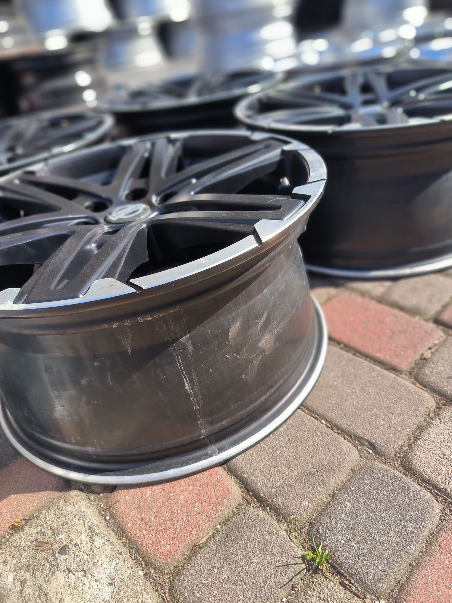 Felgi aluminiowe 18 Nissan Navara Pathfinder - 6x114.3
