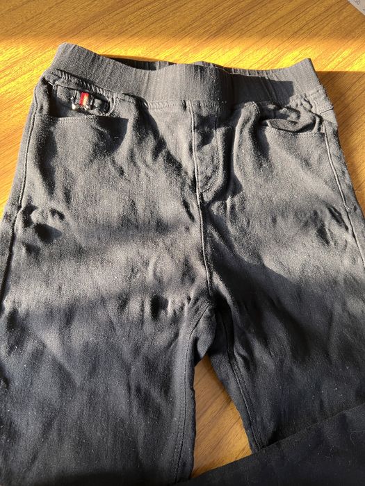 Подарую штани 26 розмір