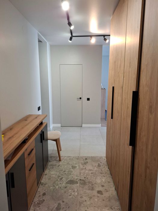 Продаж НОВОБУДОВИ З ремонтом . 2 кімнатна квартира, вул. Тролейбусна,