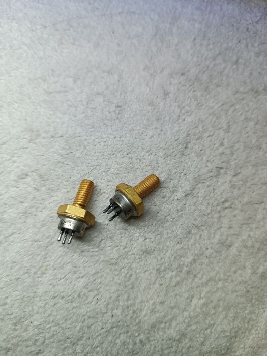 Транзистор 2Т907А