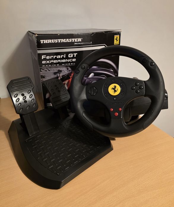 Volante Ferrari GT Experience + Pedais