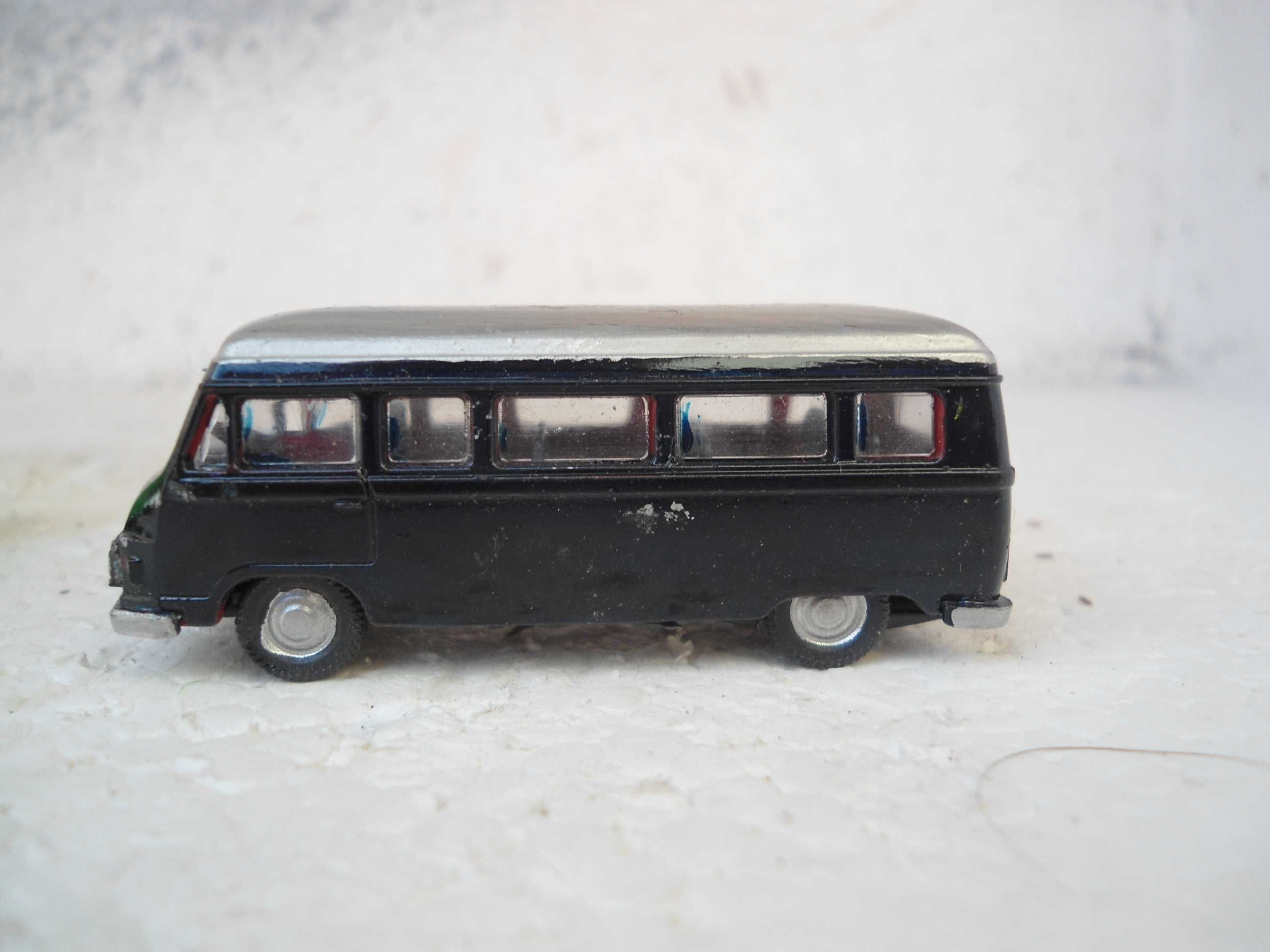 1:87 Lote de 4 carros Herpa e outras