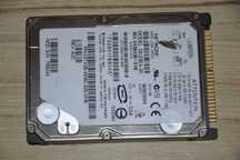 Dysk 30Gb Hitachi JUMPER  DK23EA-30 , ATA/PATA/IDE 2,5" cala