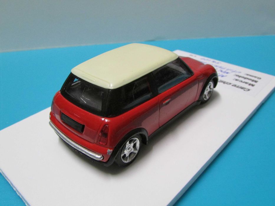new Mini (2001) - Miniatura Solido escala 1/43