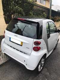 SMART Fortwo COUPÉ 1.0 71CV em Excelentes Condições