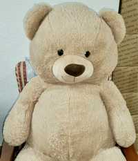 Urso de peluche gigante