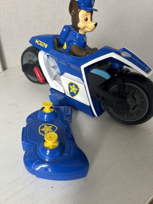 Гонщик на мотоциклі