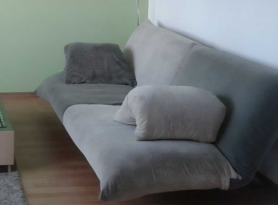 Kanapa rozkladana. Wersalka . Łozko. Sofa