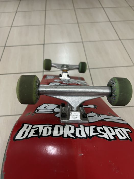 Skate completo como novo