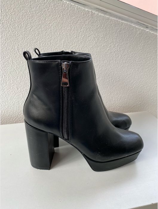 Botas Pretas Bershka