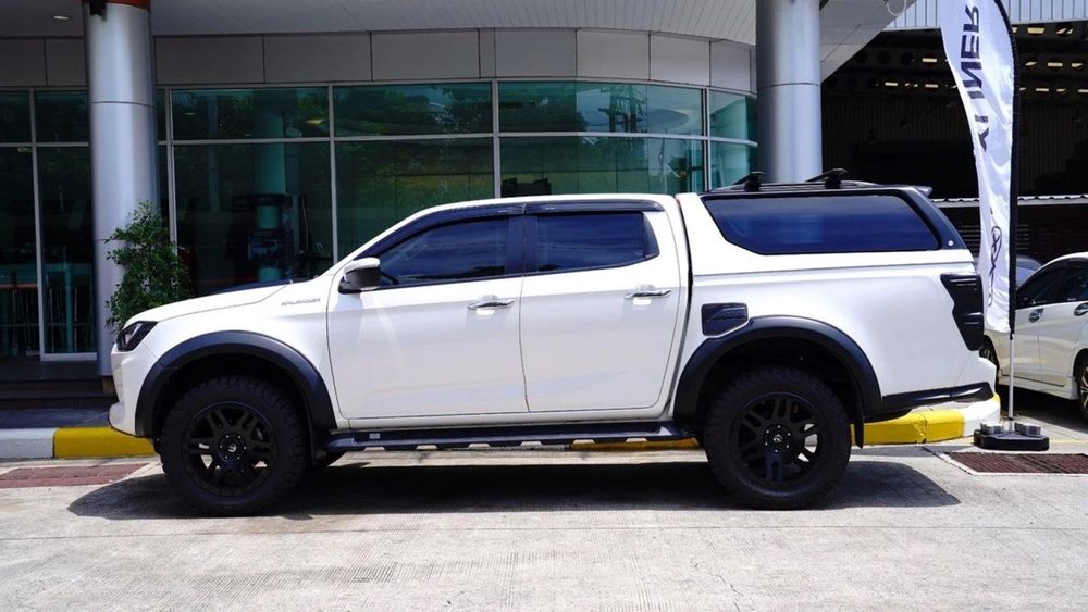 Hardtop zabudowa paki Maxliner VENTURE Isuzu D-Max 2020-